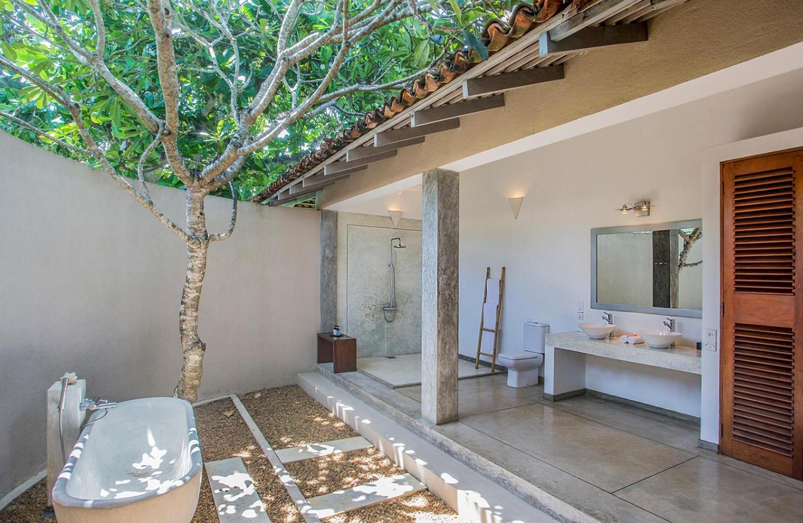 The Frangipani Tree By Edwards Collection Hotell Unawatuna Exteriör bild