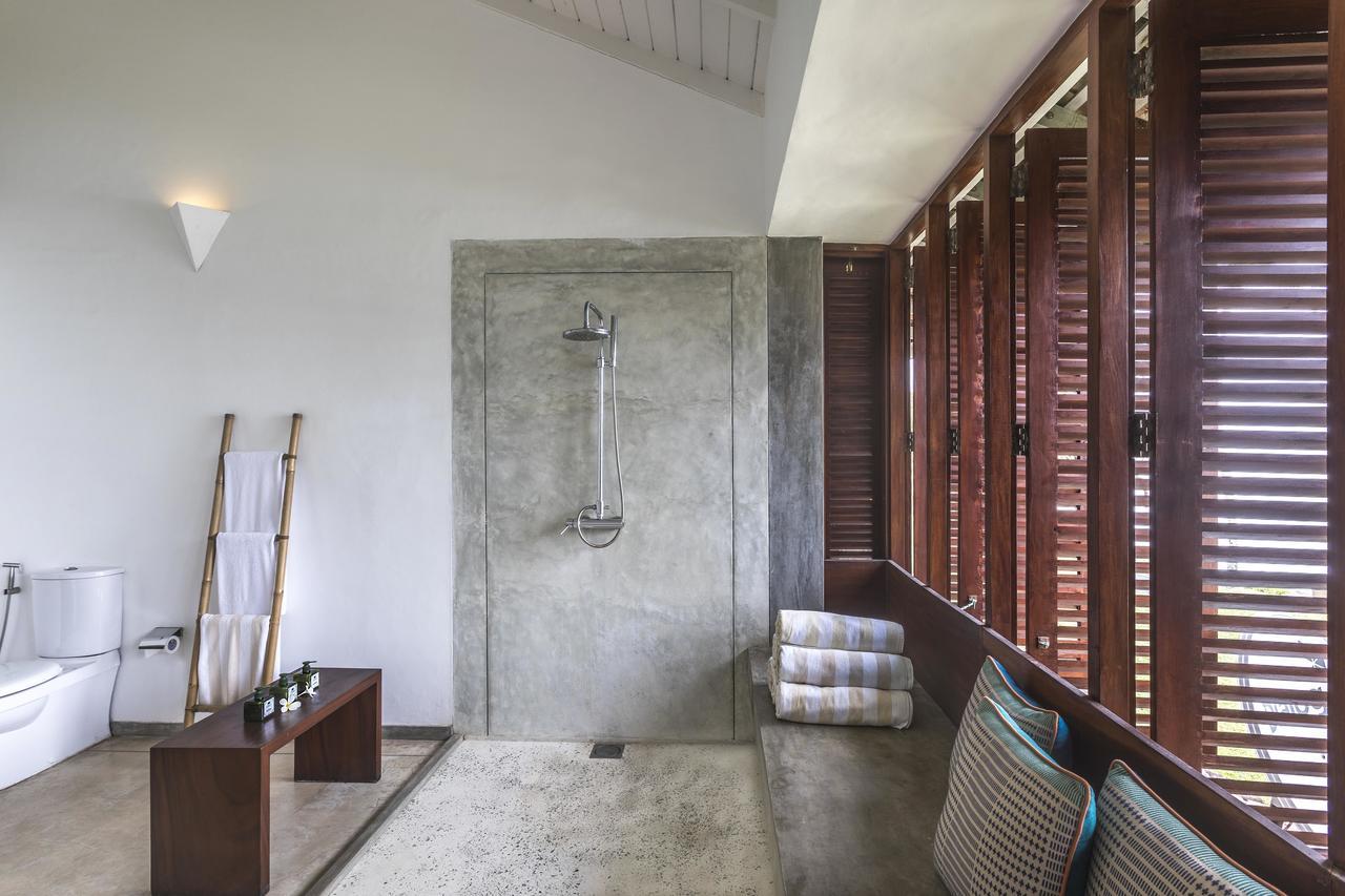 The Frangipani Tree By Edwards Collection Hotell Unawatuna Exteriör bild